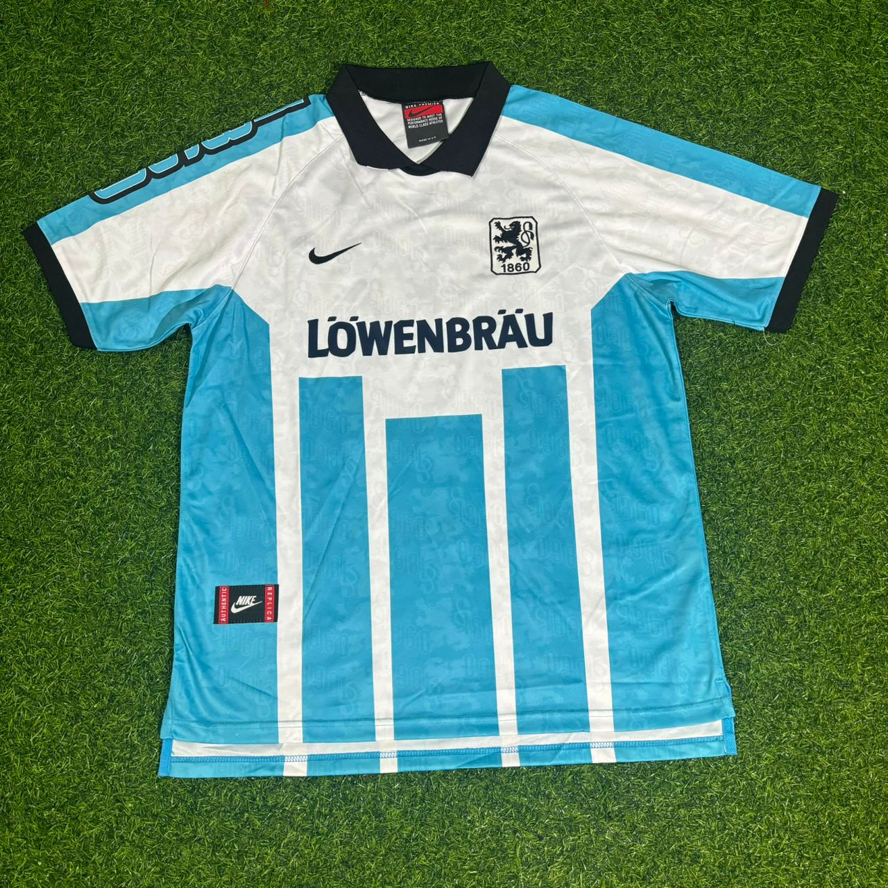 1860 München Retro Football Jersey Kit