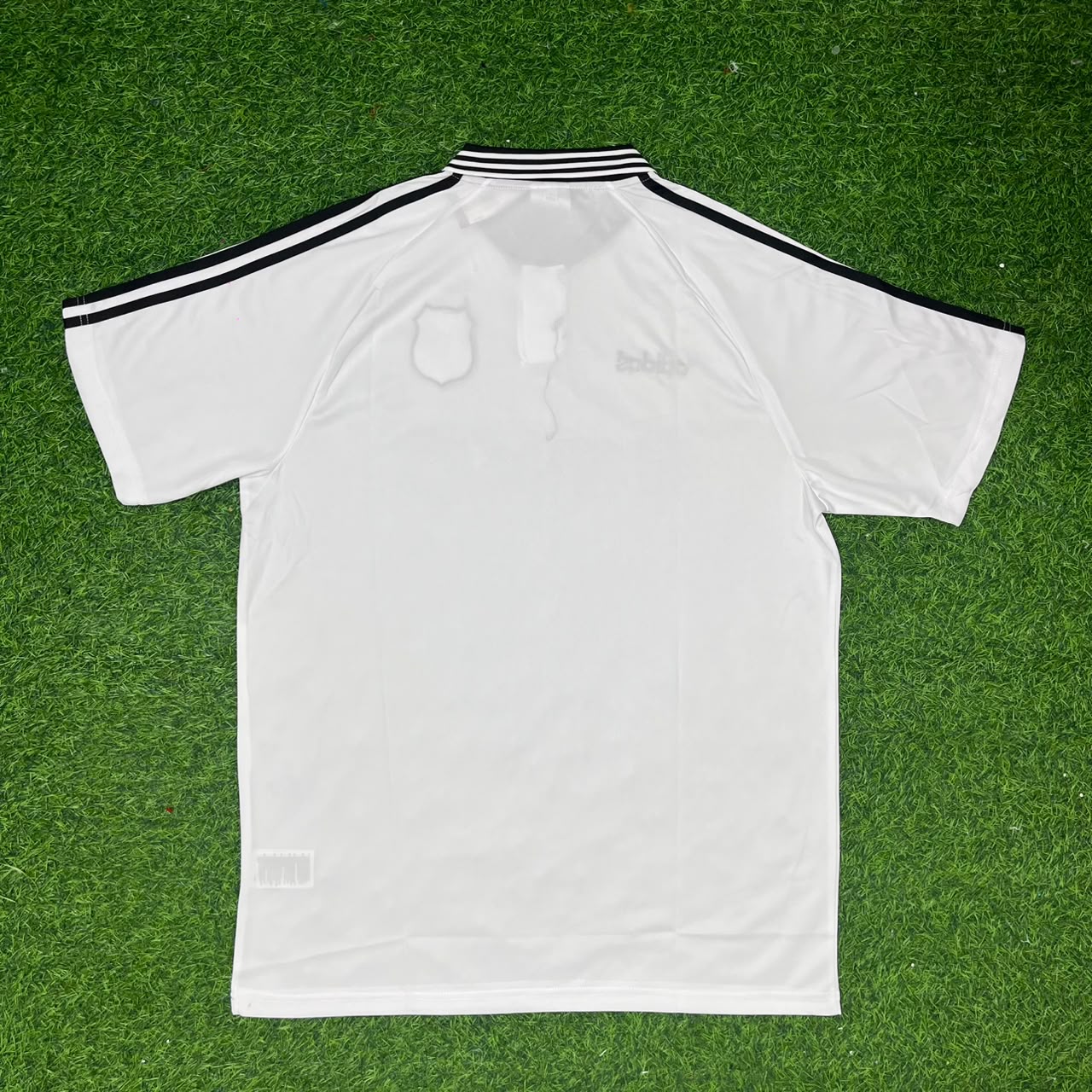 Besiktas 1996/1997 White Away Retro Football Football Jersey