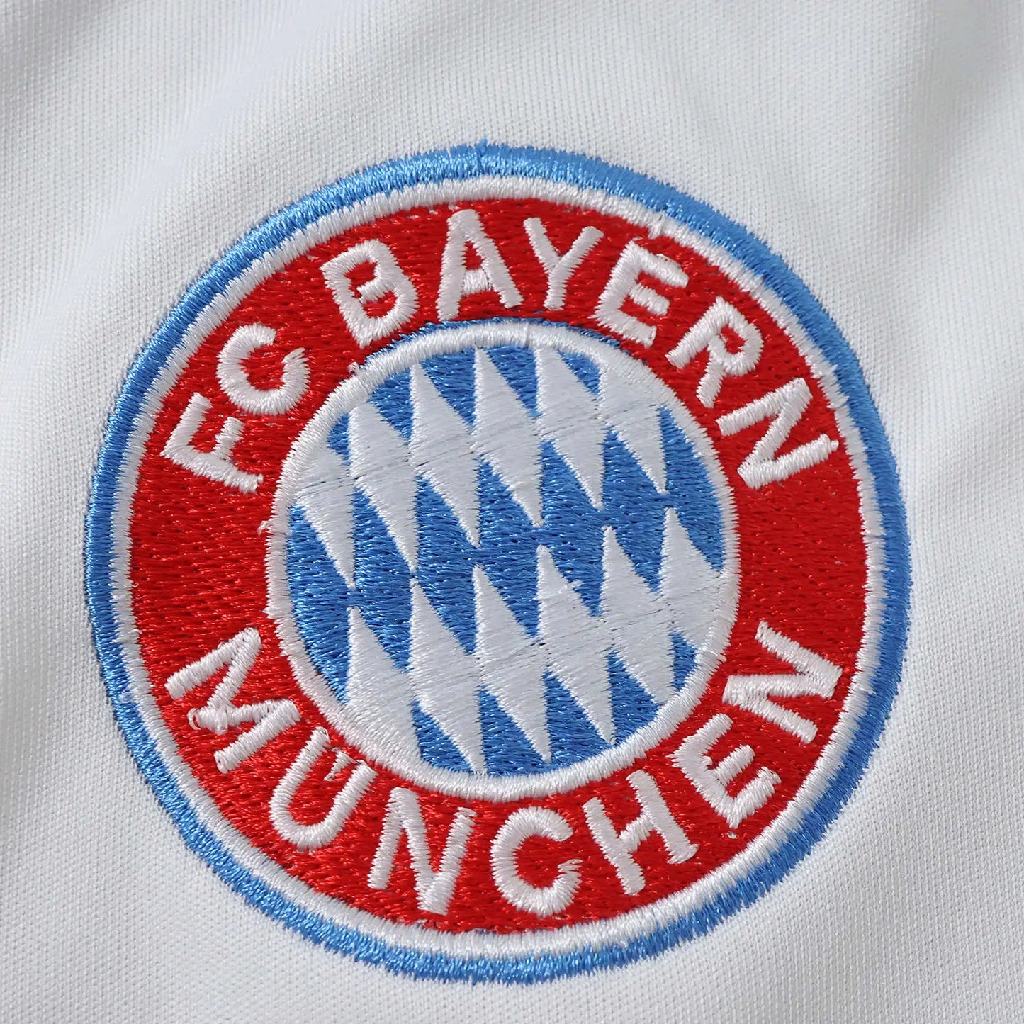 Bayern Munchen 2027 Away Long Sleeve Football Jersey