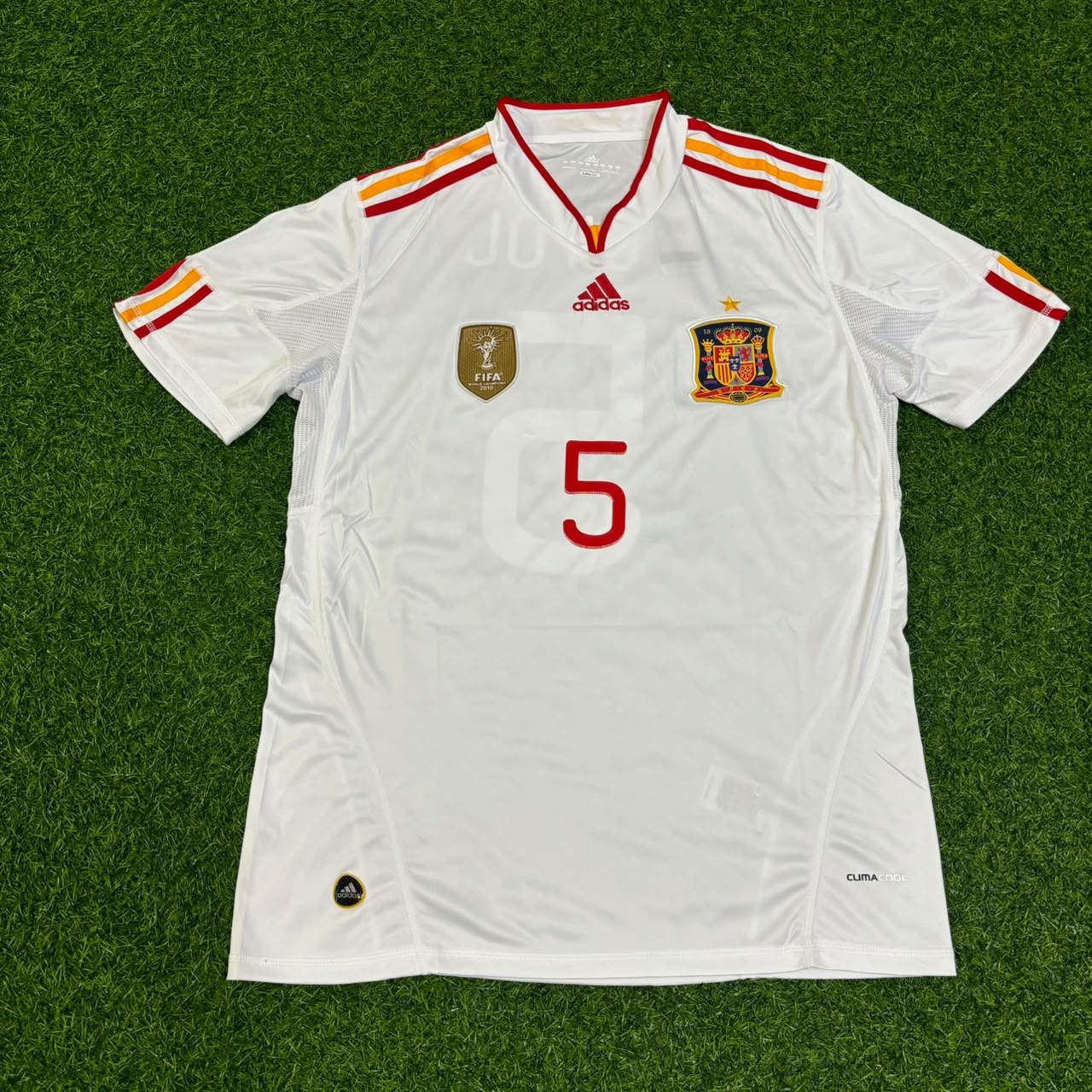 Carles Puyol Spain 2011 Season White Retro Football Jersey Kit