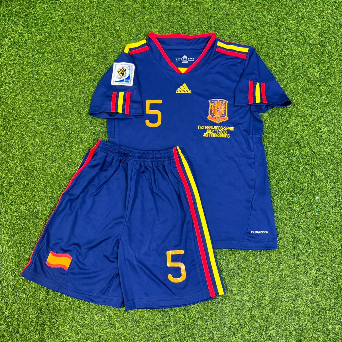Carles Puyol Spain 2010 World Cup Final Retro Kids Football Jersey