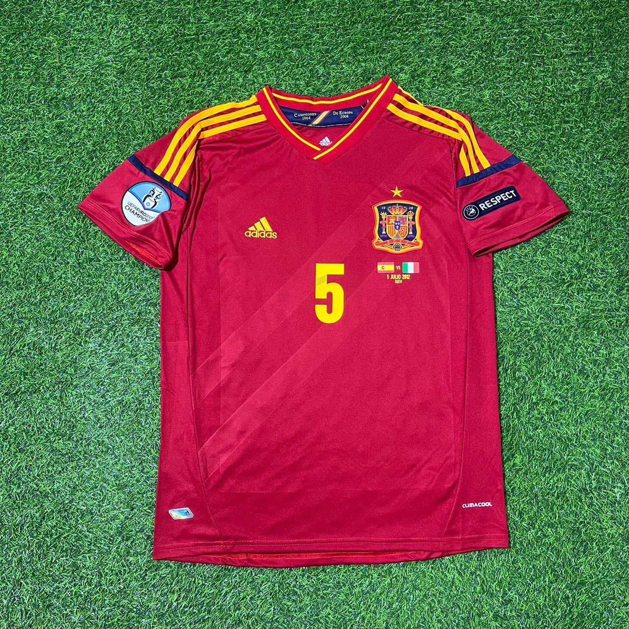 Spain EURO 2012 Carles Puyol Final Retro Football Jersey Kit