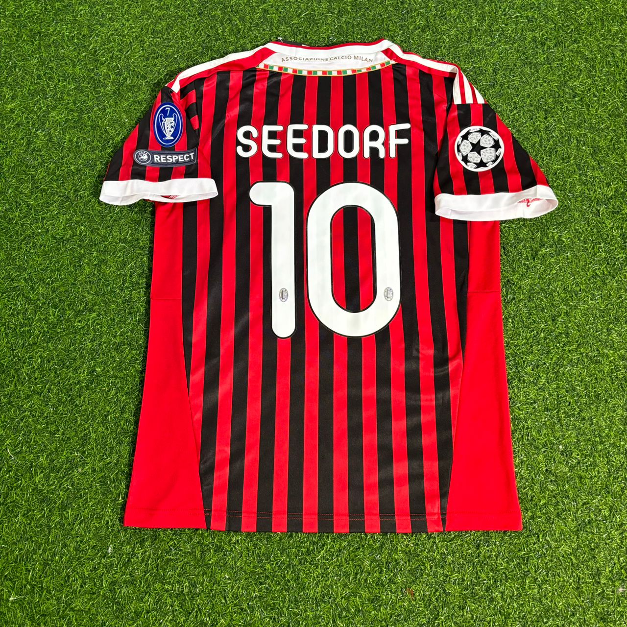 Clarence Seedorf 10 - AC Milan Home 2011/12 Retro Football Jersey Kit