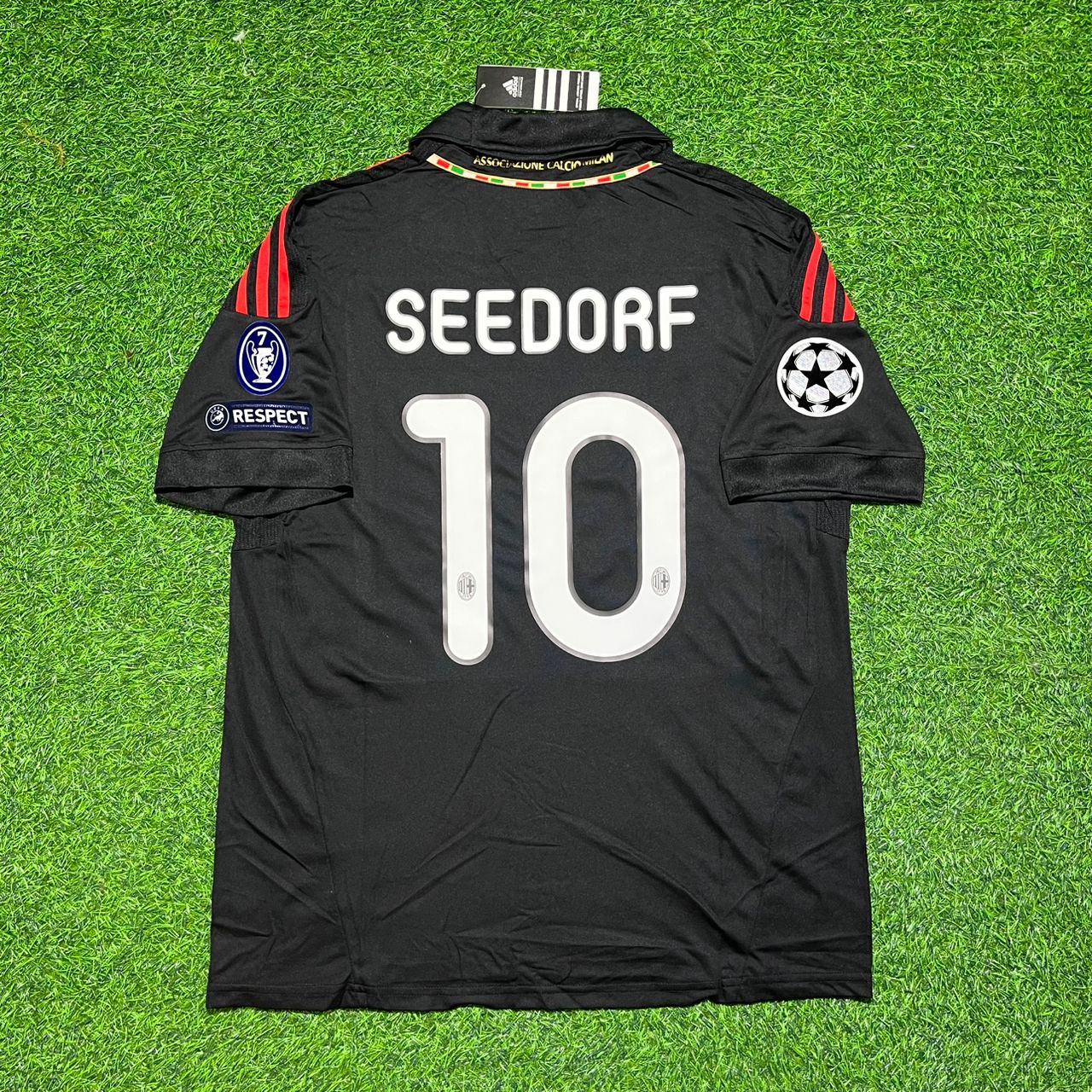 Clarence Seedorf 10 - Milan Third Kit 2011/12 Retro Football Jersey Kit