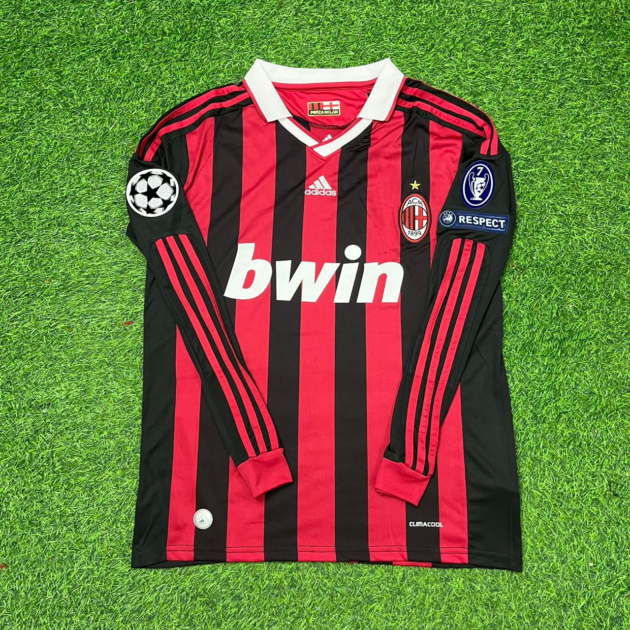 Clarence Seedorf Milan 2009 2011 Retro Long Sleeve Football Jersey