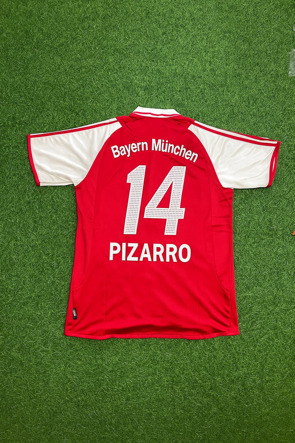 Claudio Pizarro 14 FC Bayern Munich 2003/2004 Retro Football Jersey