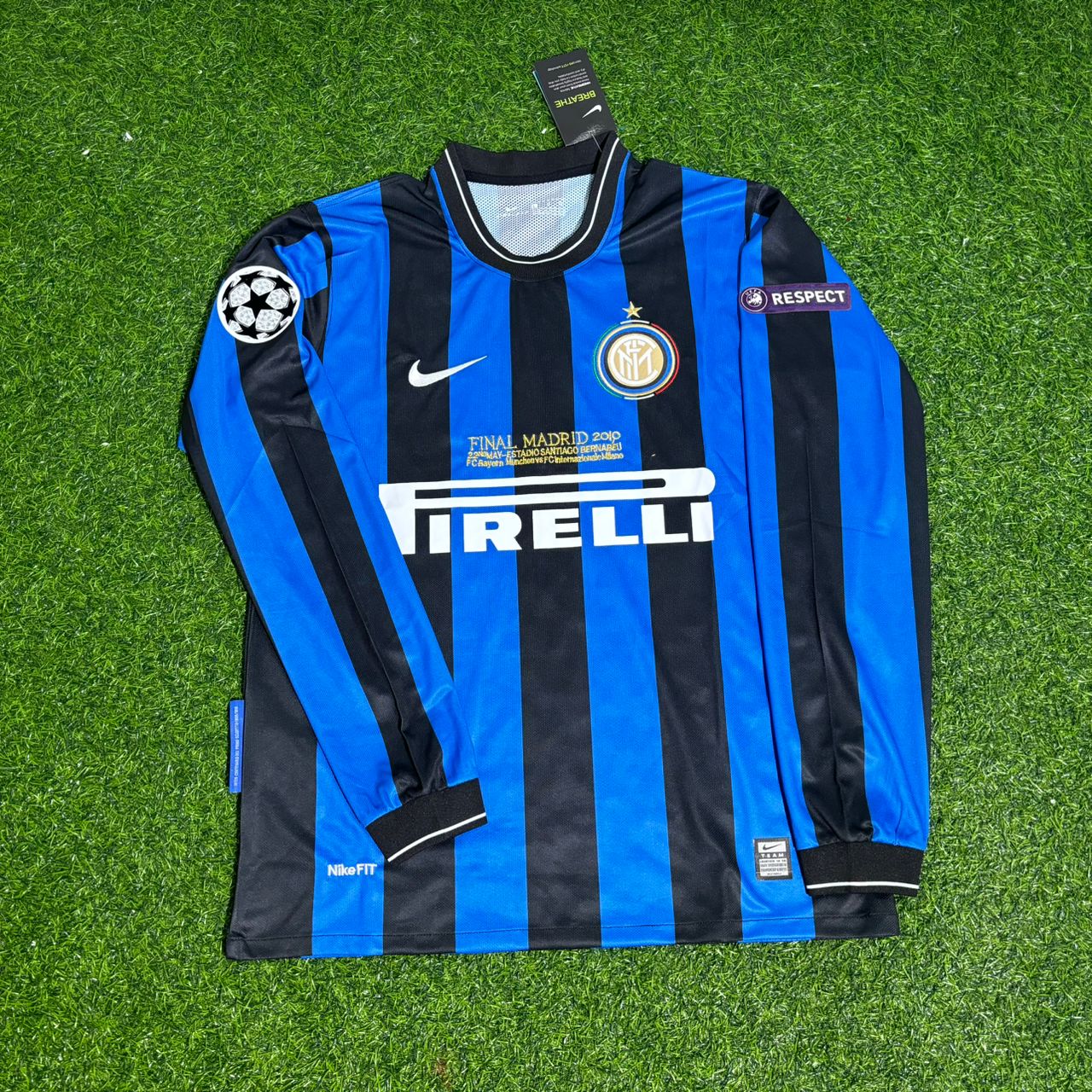 Cristian Chivu - Inter 2010 Champions League Final Football Jersey