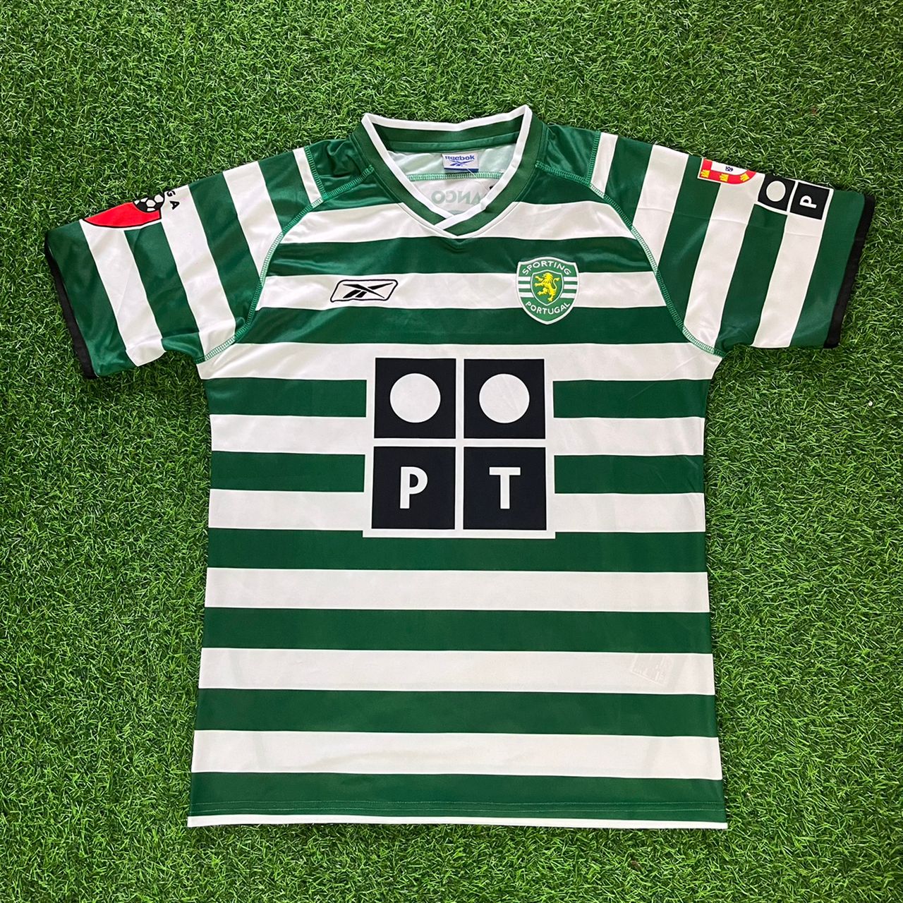 Cristiano Ronaldo 28 - Sporting CP Lisbon 2001 - 2003 Retro Football Jersey Kit