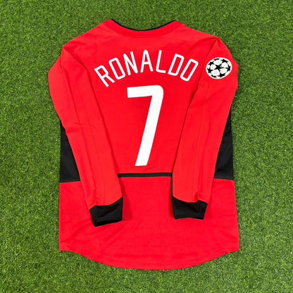 Cristiano Ronaldo Manchester United 2002 2004 Retro Long Sleeve Football Jersey Kit