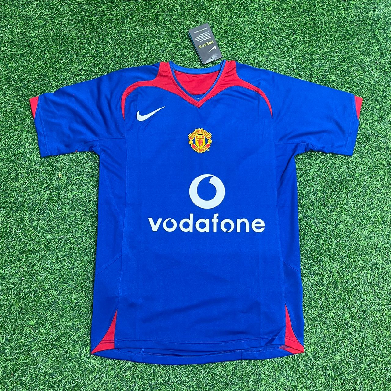 Cristiano Ronaldo Manchester United 2005/2006 Blue Red Retro Football Jersey Kit
