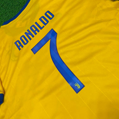 Cristiano Ronaldo Juventus Yellow Retro Football Jersey Kit