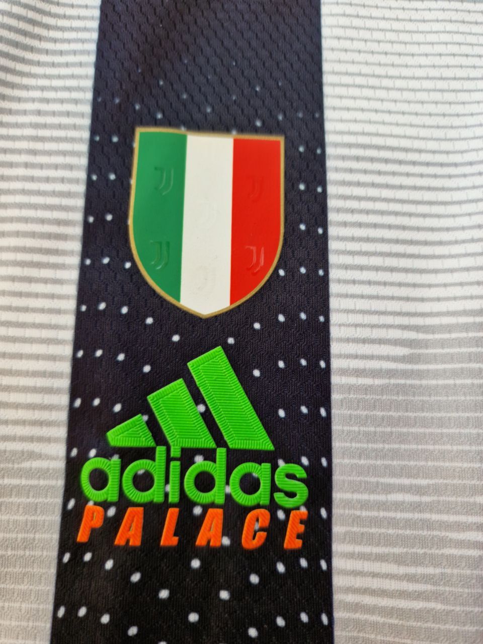 Cristiano Ronaldo 7 - Juventus 2019 - 20 Football Jersey Kit