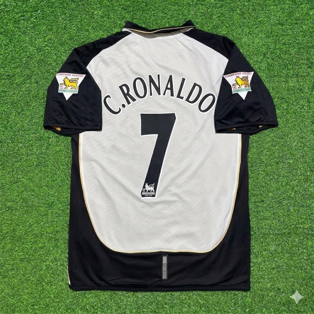 Cristiano Ronaldo #7 Manchester United 2001-2002 Reversible Retro Football Jersey