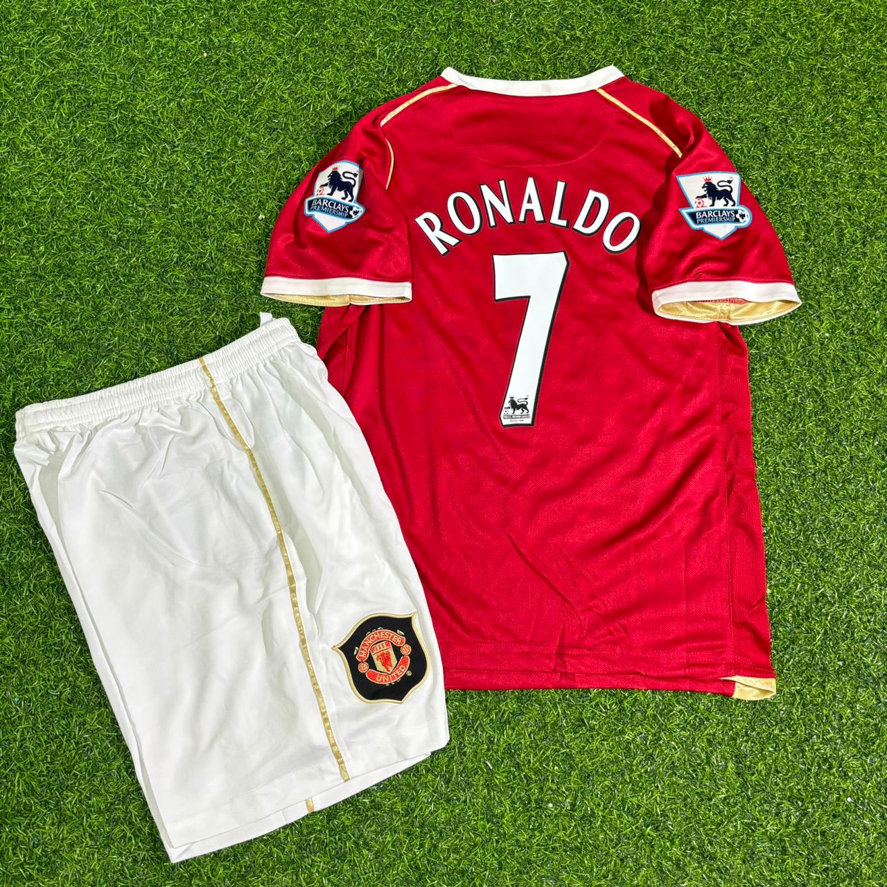 Cristiano Ronaldo #7 Manchester United 2006-2007 Kids Home Football Jersey Kit
