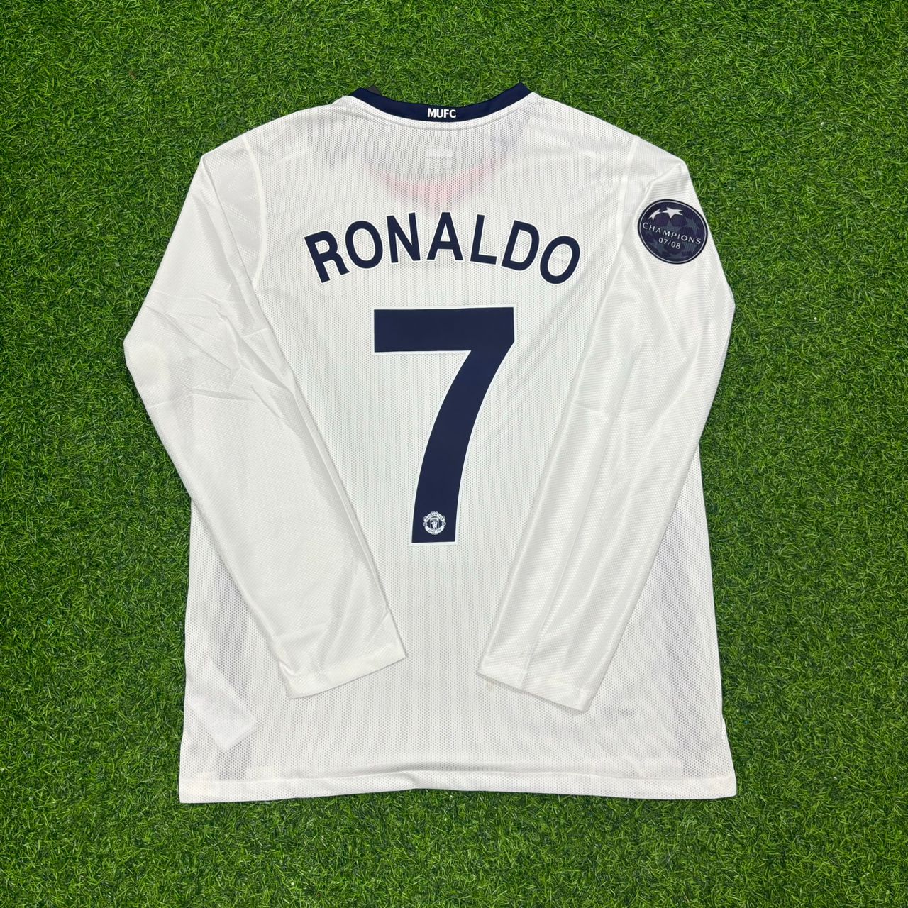 Cristiano Ronaldo Manchester United 2009 CL Final White Long-Sleeve Retro Football Shirt Jersey