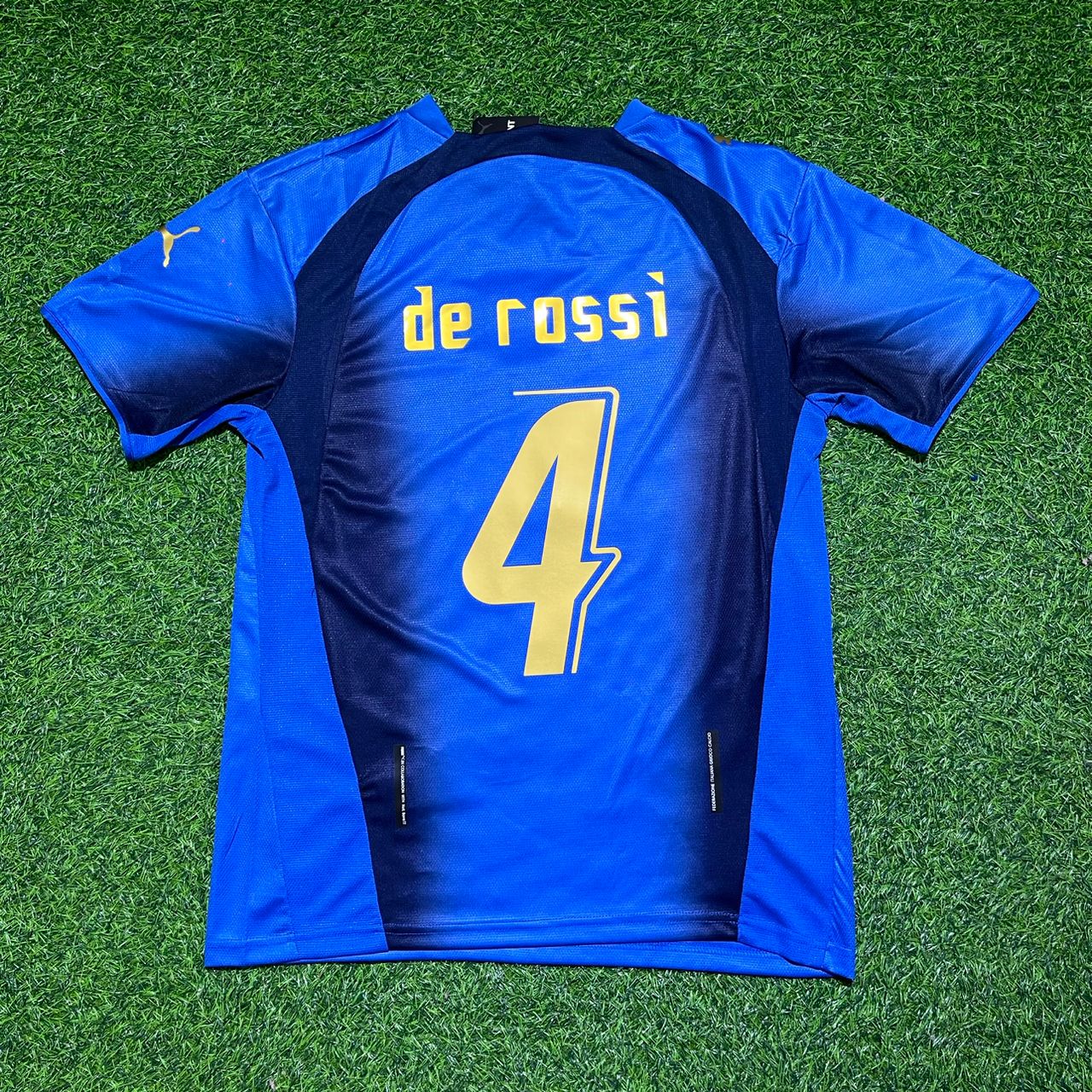 Italy World Cup 2006 Daniele De Rossi 4 - Final Retro Football Jersey