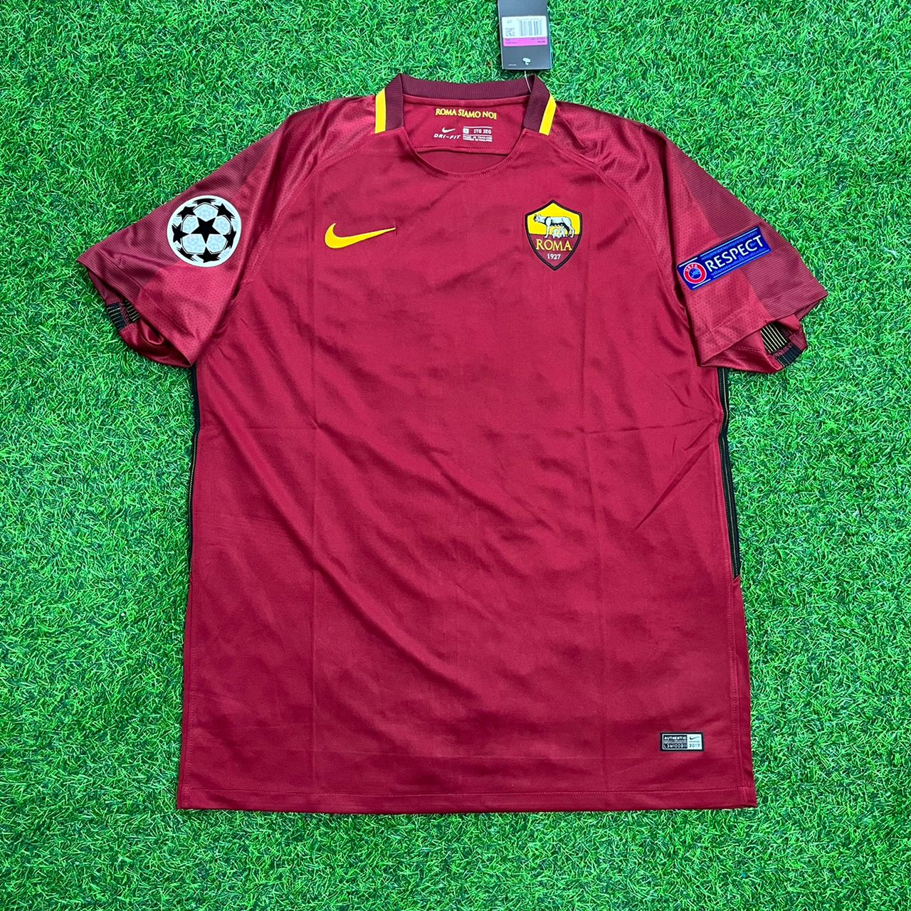 Daniele de Rossi 2016-2017 Season Retro Football Jersey Kit