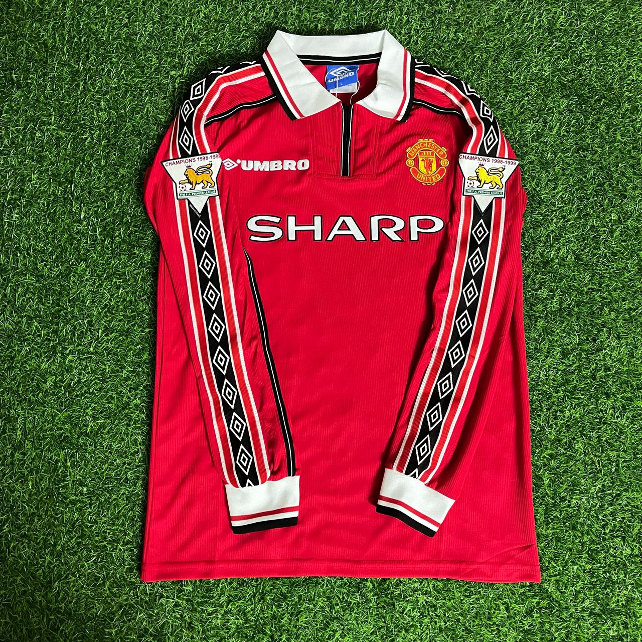 Gary Neville 2 - Manchester United 1999 Red Long Sleeve Football Jersey Kit