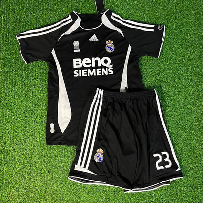 David Beckham Real Madrid 2006 - 2007 Kids Kinder Kids Football Jersey Kit