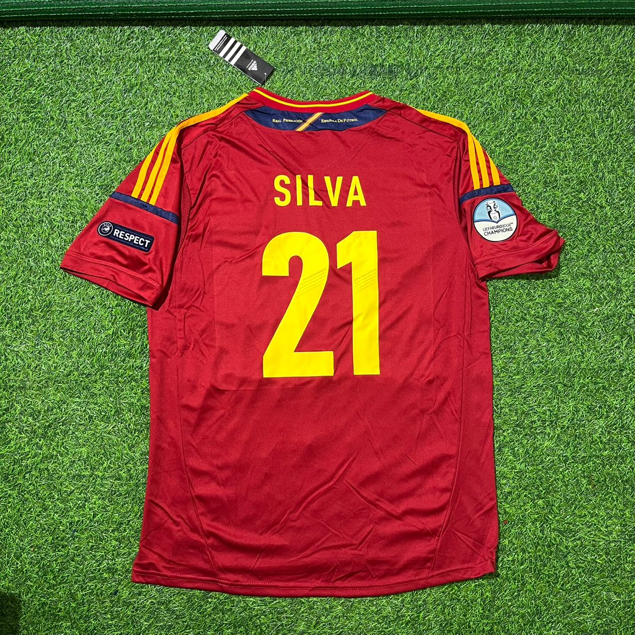Spain EURO 2012 David Silva Final Retro Football Jersey Kit