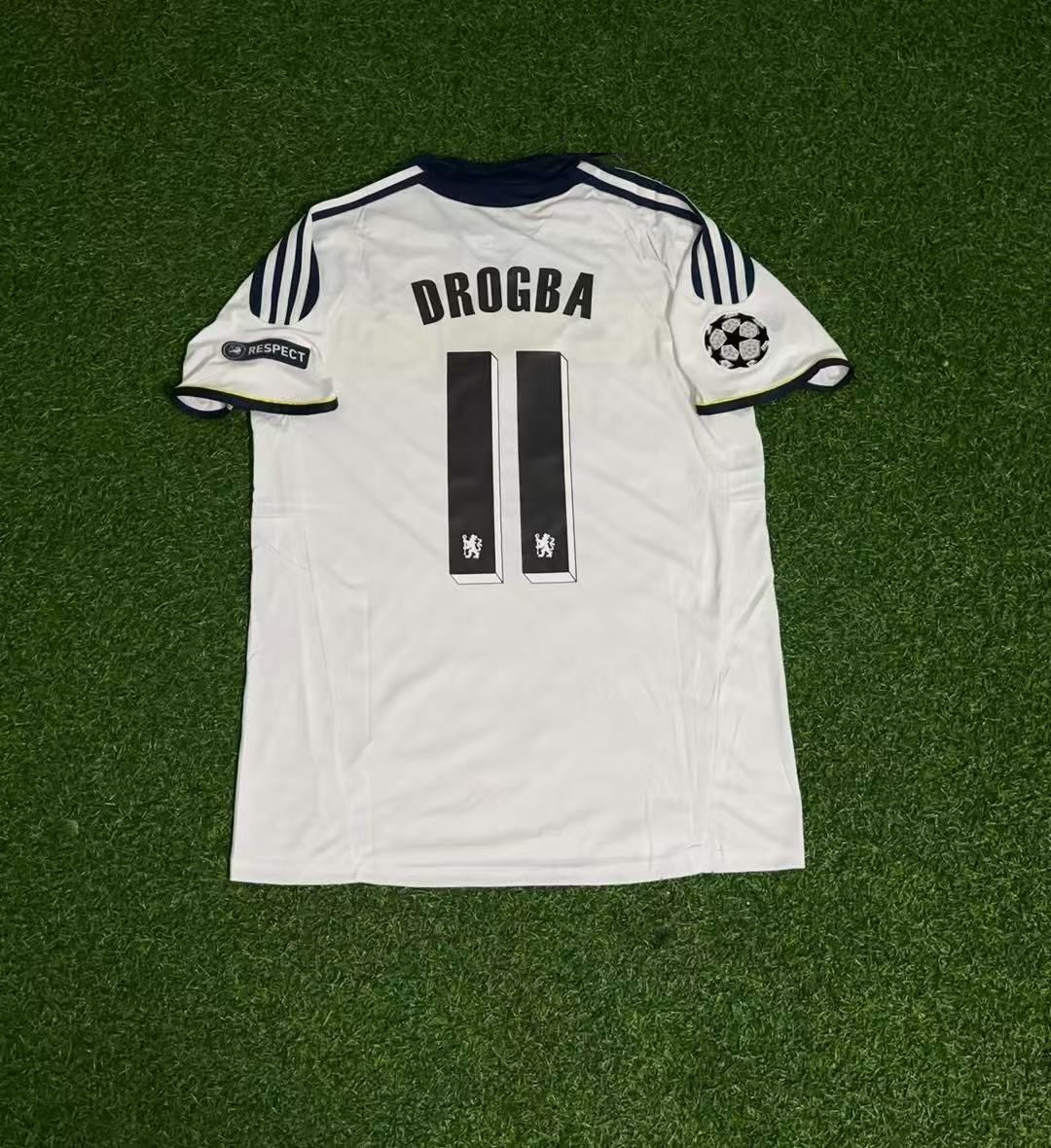Didier Drogba 11 - Chelsea 2011 2012 CL White Yellow Retro Football Jersey