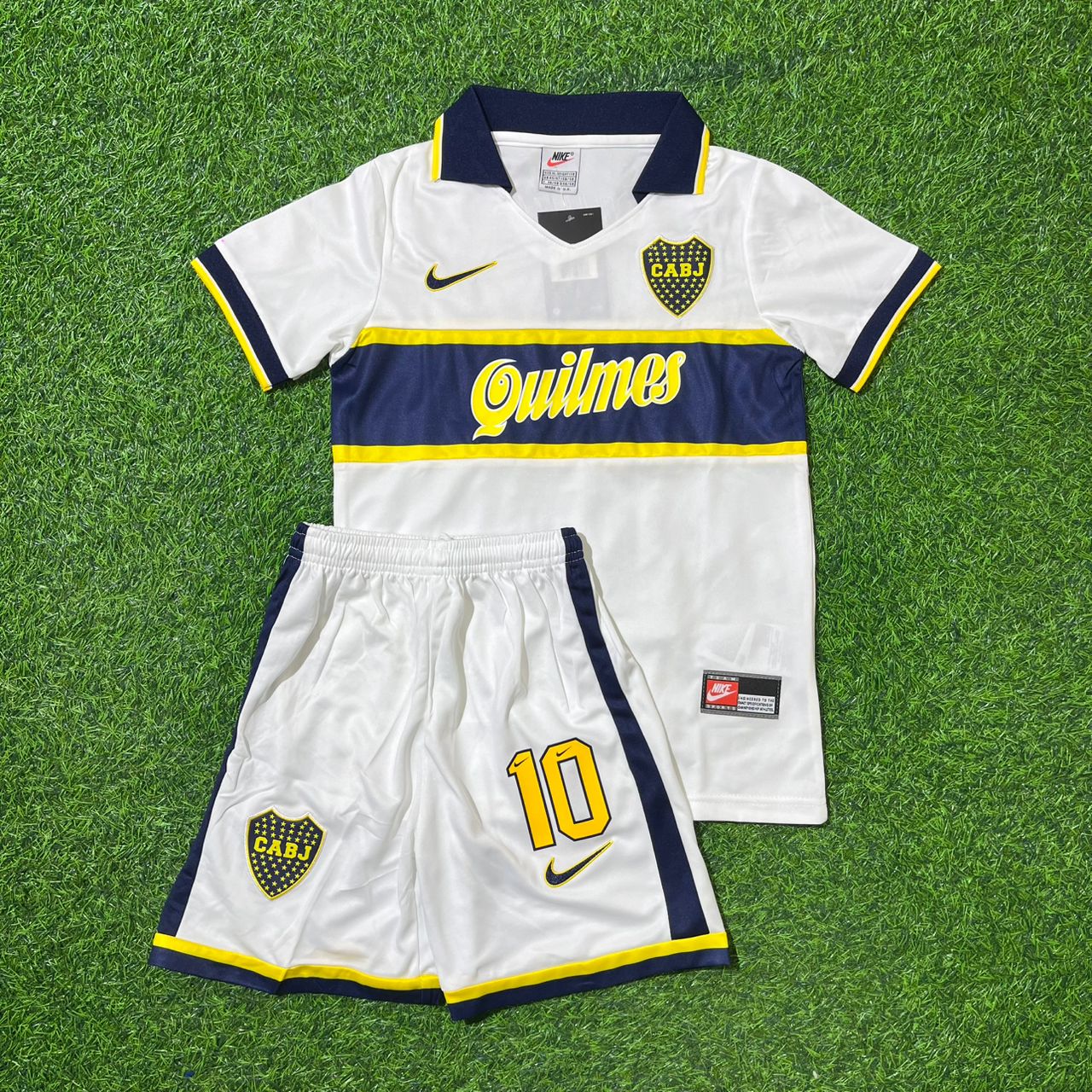 Diego Armando Maradona 10 Boca Juniors Retro Kids Football Jersey Collection