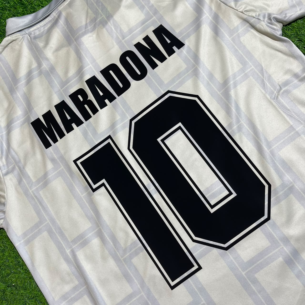 Diego Maradona Argentina 1986 Season Home Long Sleeve Retro Football Jersey