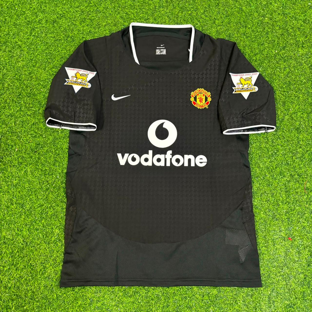 Roy Keane Manchester United 2003 2004 Away Black Retro Football Jersey