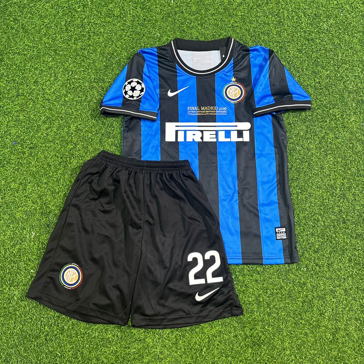Diego Milito Inter Milan 2010 Champions League Final Kids Football Jersey Kit