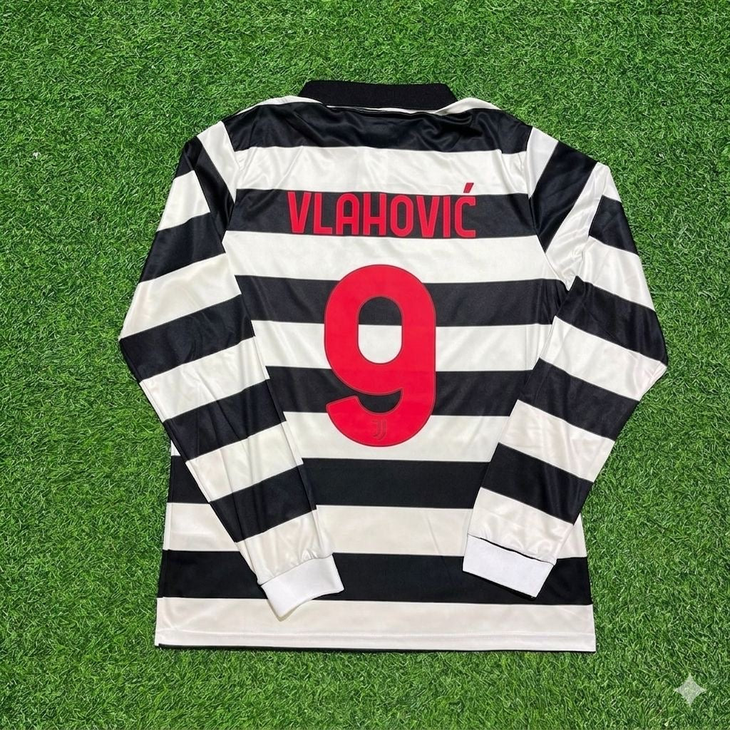 Dušan Vlahović #9 Juventus Fourth Long Sleeve Football Jersey