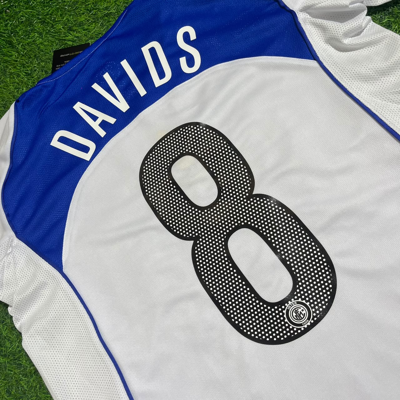Edgar Davids Inter Milan 2004-2005 Retro White Football Jersey Kit