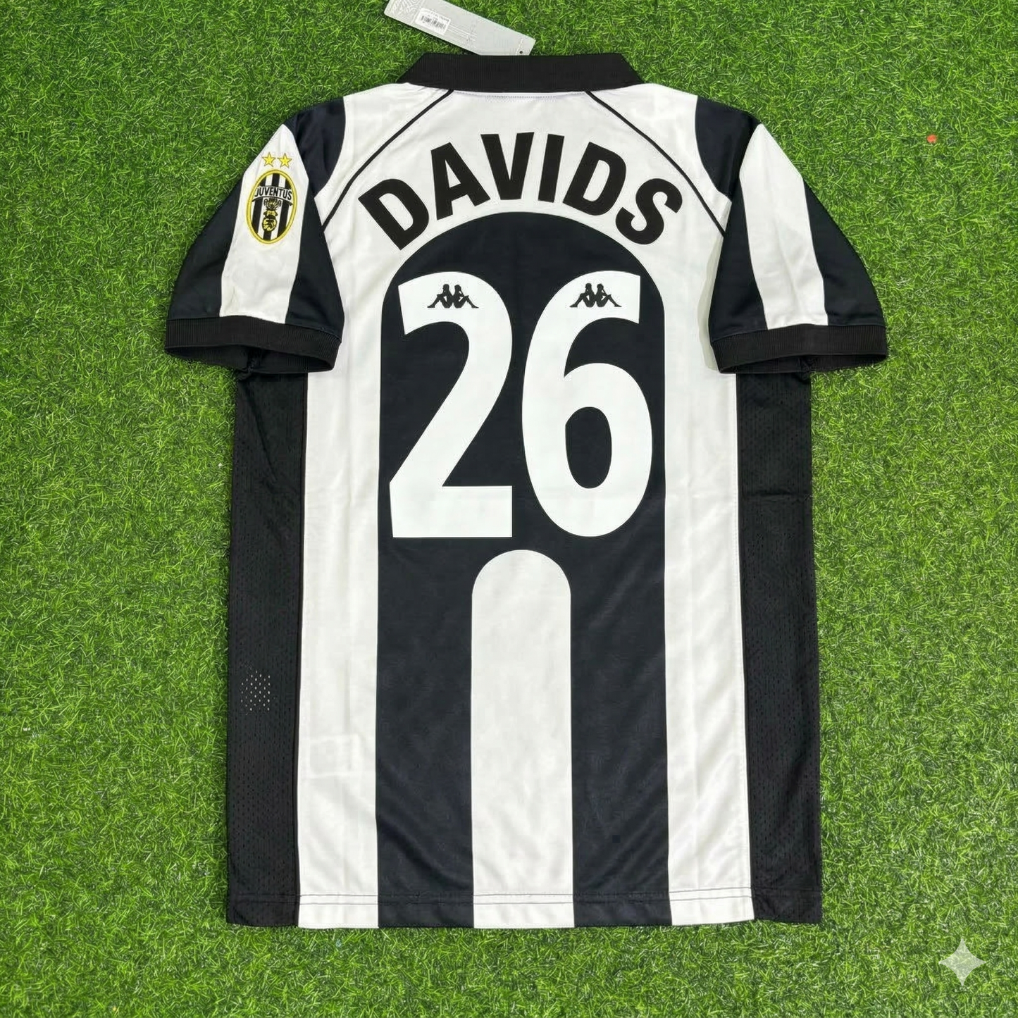 Edgar Davids 26 - Juventus Home 1997/1998 Retro Football Jersey Kit