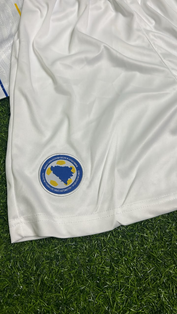 Bosnia and Herzegovina World Cup 2026 Edin Džeko #11 Kids Set Football Jersey