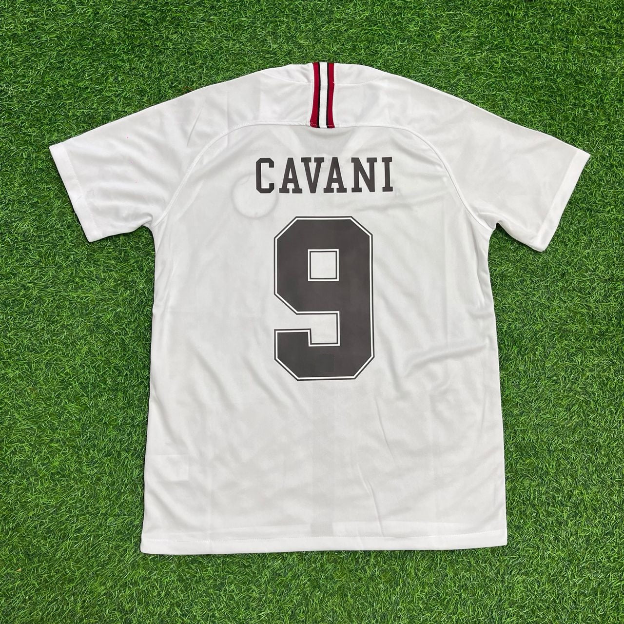 Edinson Cavani 2018-2019 White Retro Football Jersey Collection