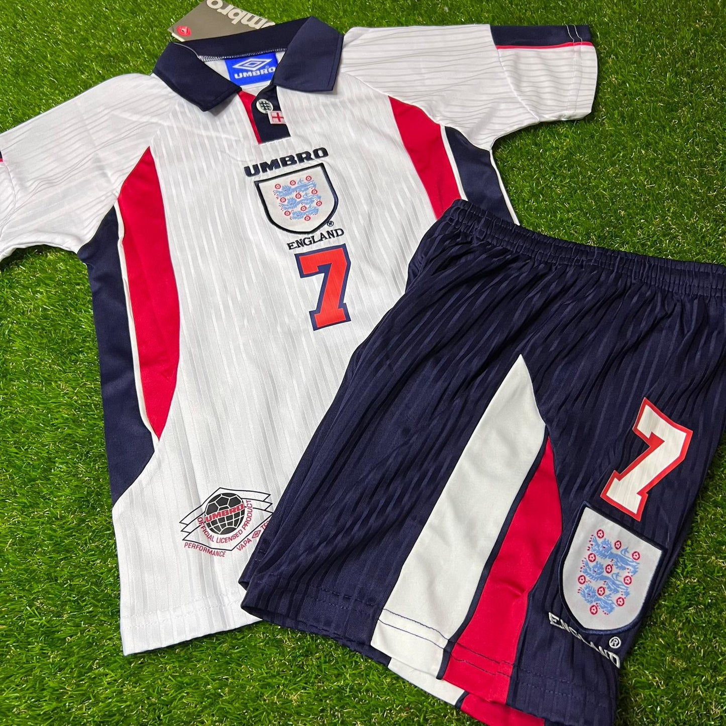 David Beckham England 1998 Home Kids Kit – Kit Jersey for Children – | KinderTrikot | Maillot Enfant