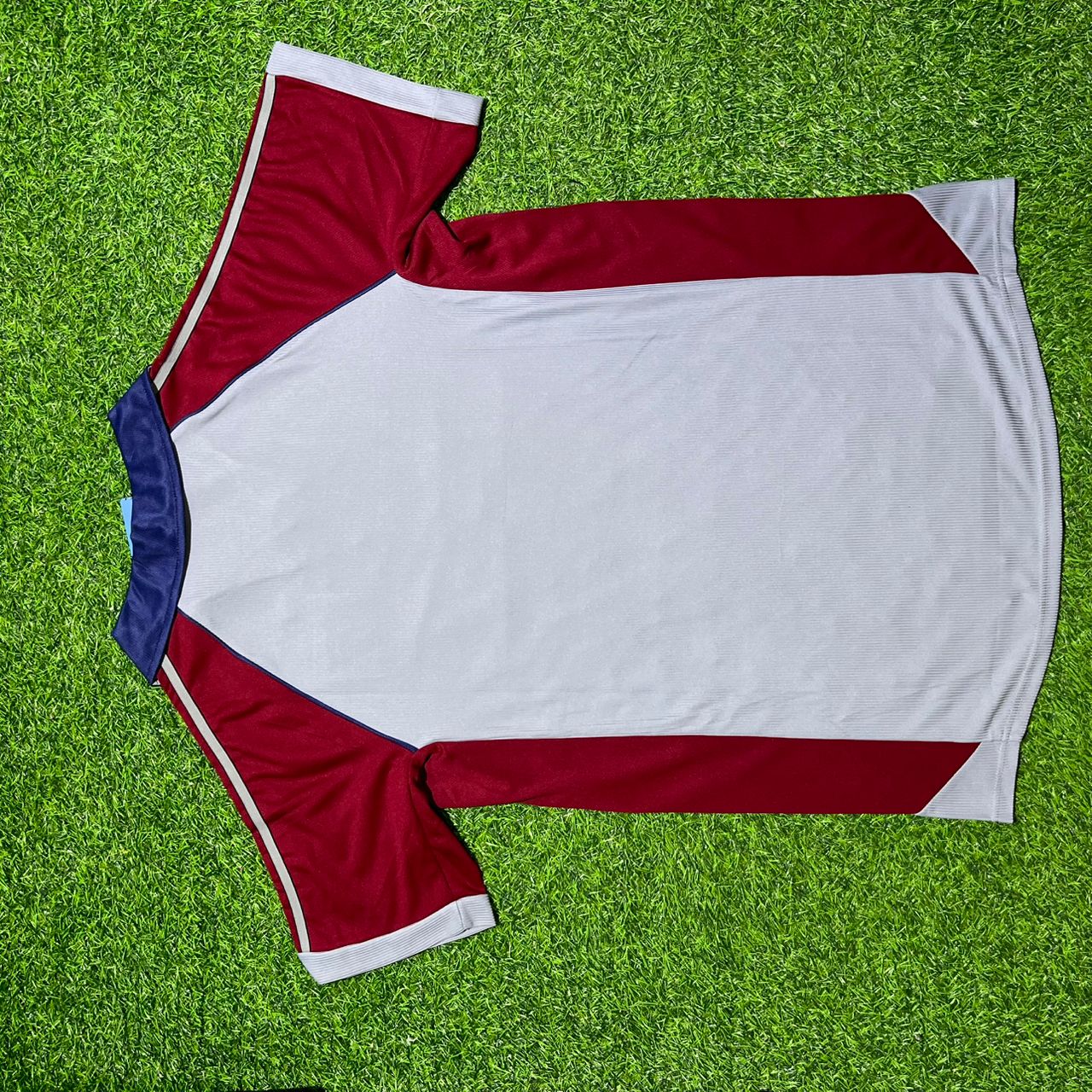 FC Bayern München 1998/99 Saison Grau Auswärts Retro