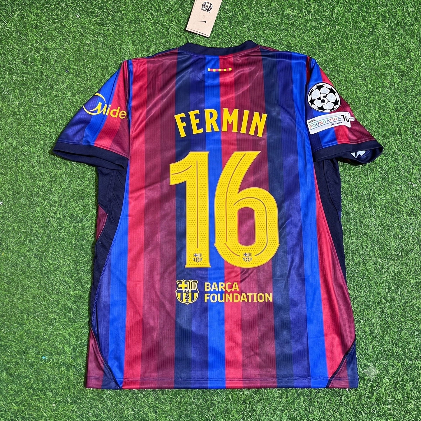 Fermin Lopez #16 Barcelona 2027 Champions League Patch Home Football Jersey