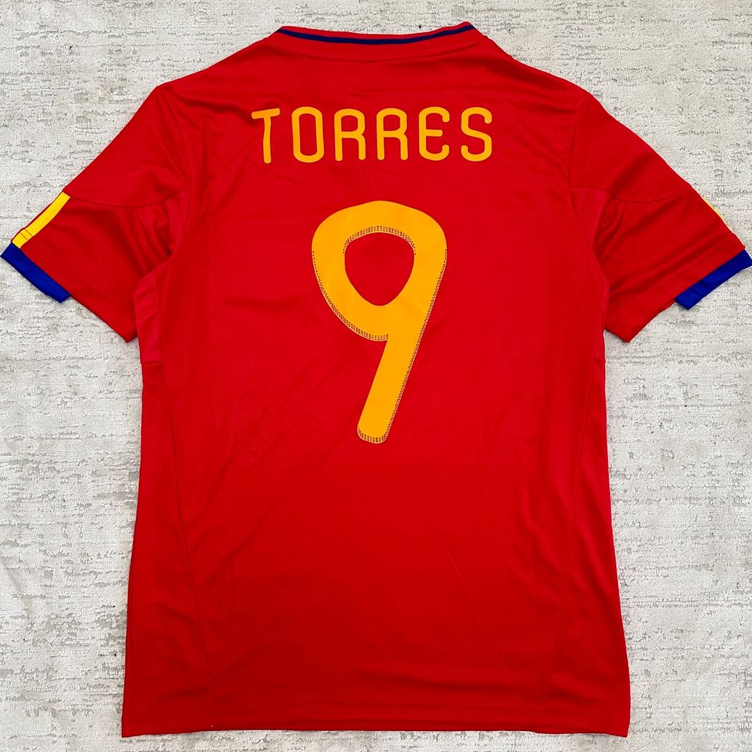 Fernando Torres Spain 2010 World Cup South Africa Champion Retro Football Jersey Kit