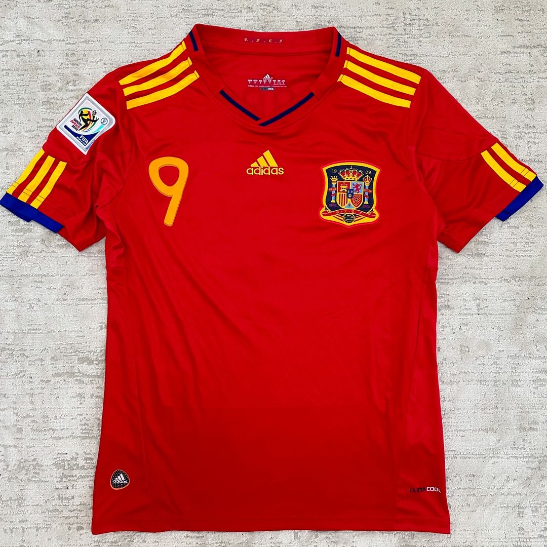 Fernando Torres Spain 2010 World Cup South Africa Champion Retro Football Jersey Kit