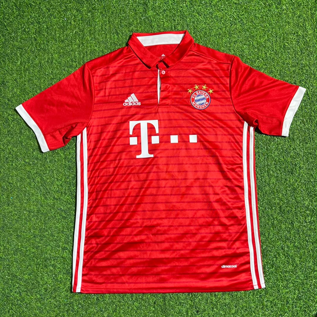 Bayern Munich 2016-2017 Franck Ribery Season Home Retro Football Jersey