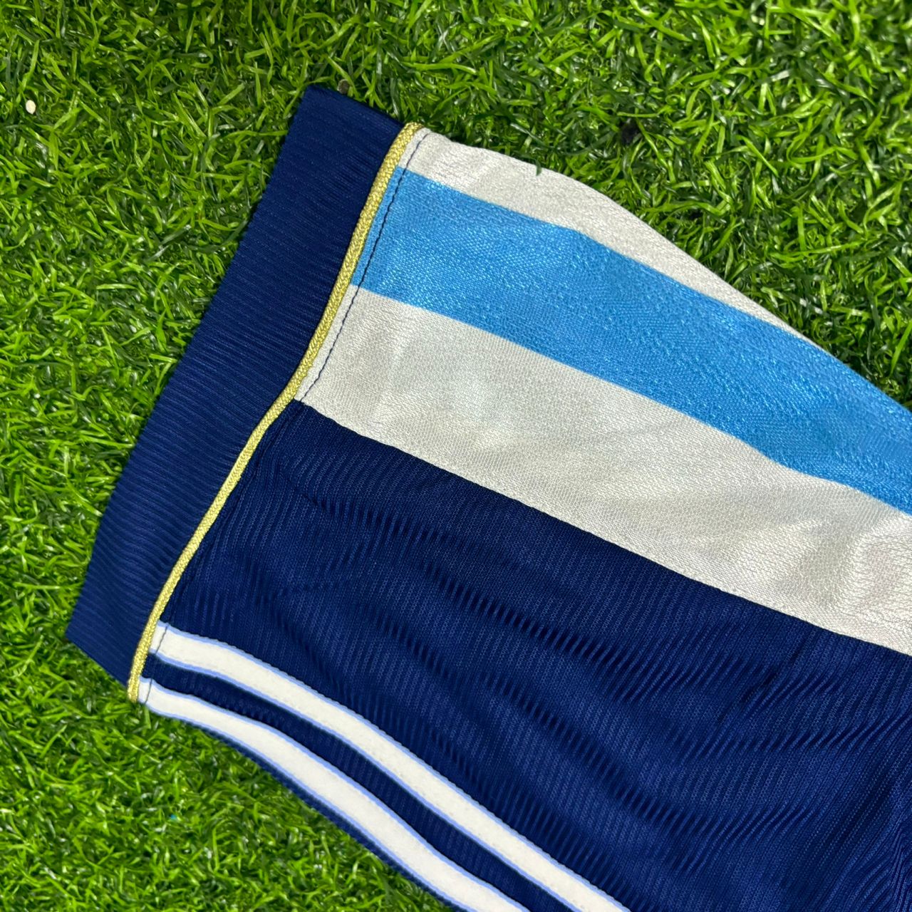 Argentina World Cup 1998 Gabriel Batistuta Blue Retro Football Jersey
