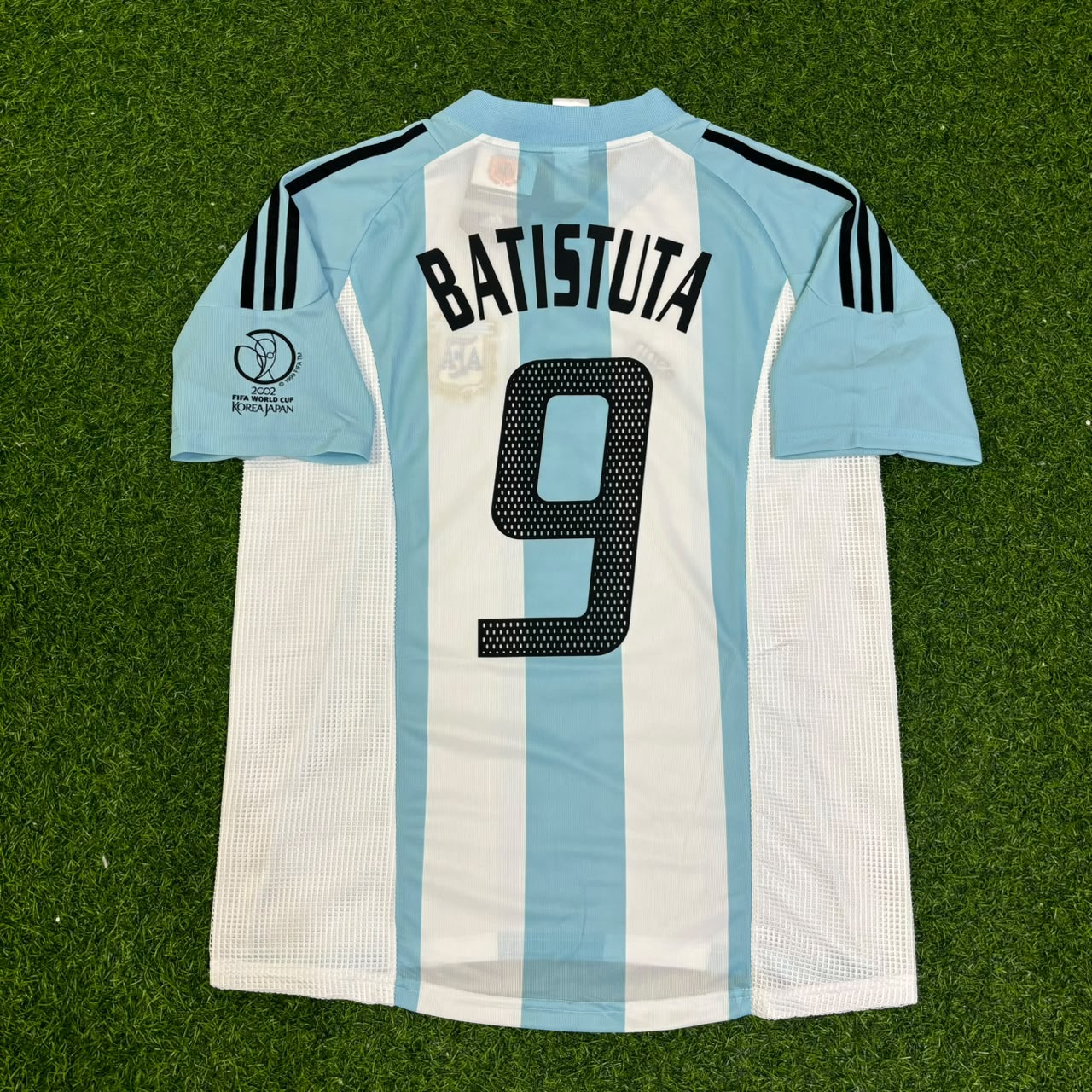 Argentina World Cup 2002 Gabriel Batistuta Home Retro Football Jersey