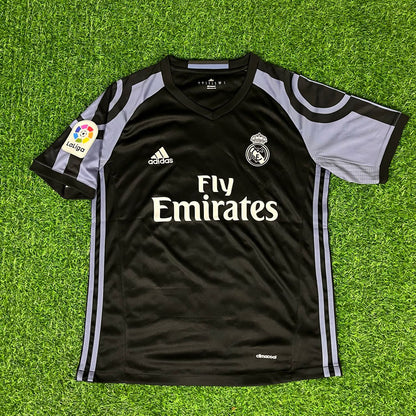 Gareth Bale Real Madrid 2016 - 2017 Football Jersey Kit