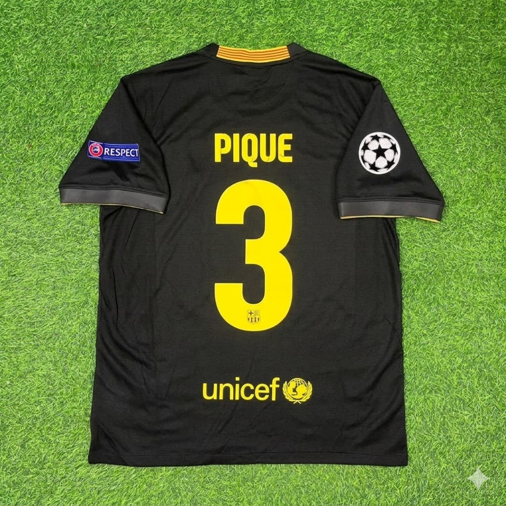 Gerard Pique #3 Barcelona 2013-2014 Black Retro Football Jersey Kit
