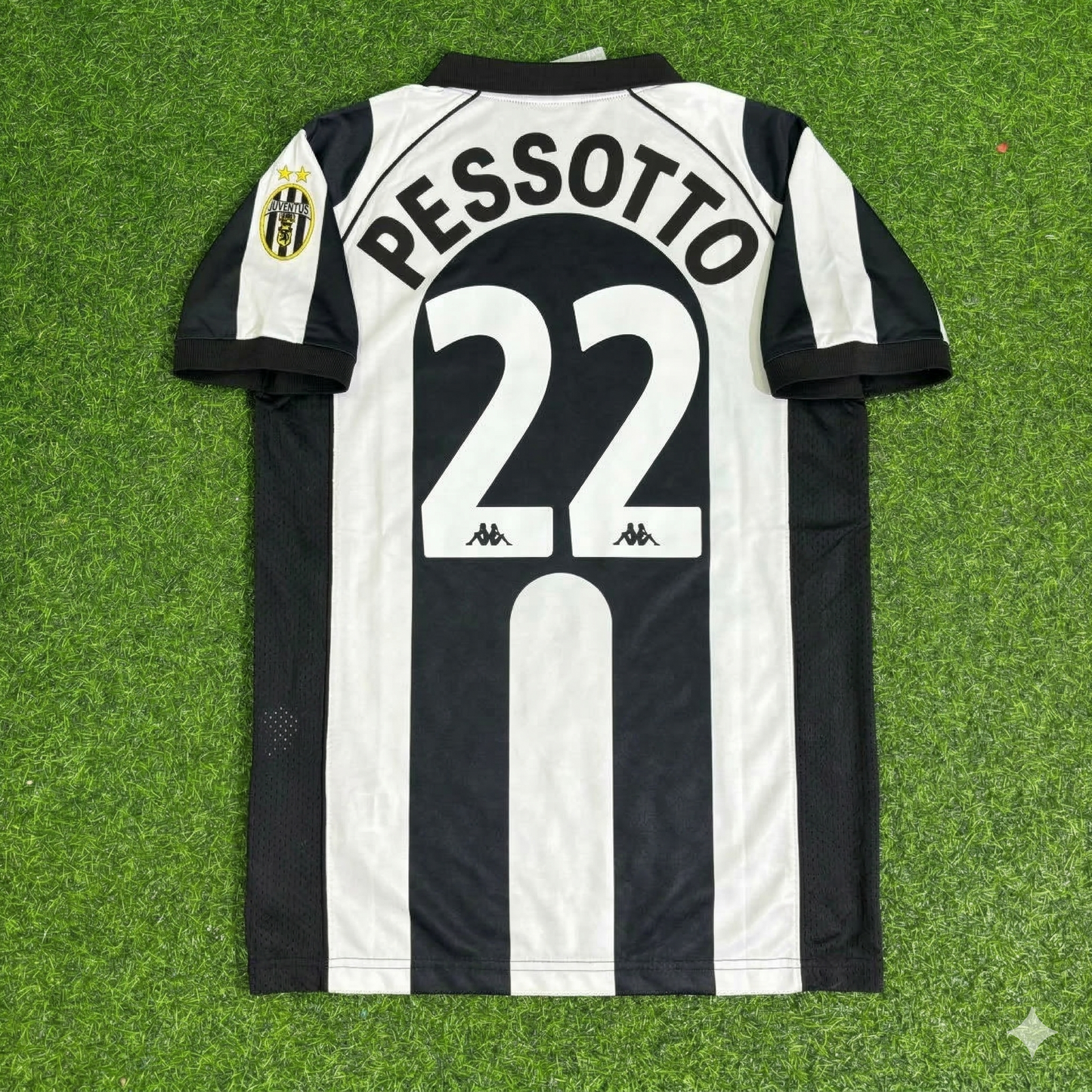 Gianluca Pessotto 22 - Juventus Home 1997/1998 Retro Football Jersey Kit