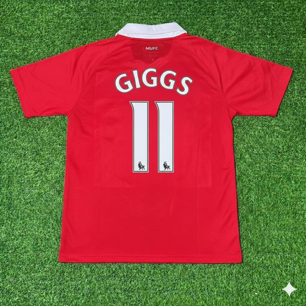 Ryan Giggs Manchester United 2010/2011 Retro Home Football Jersey Kit