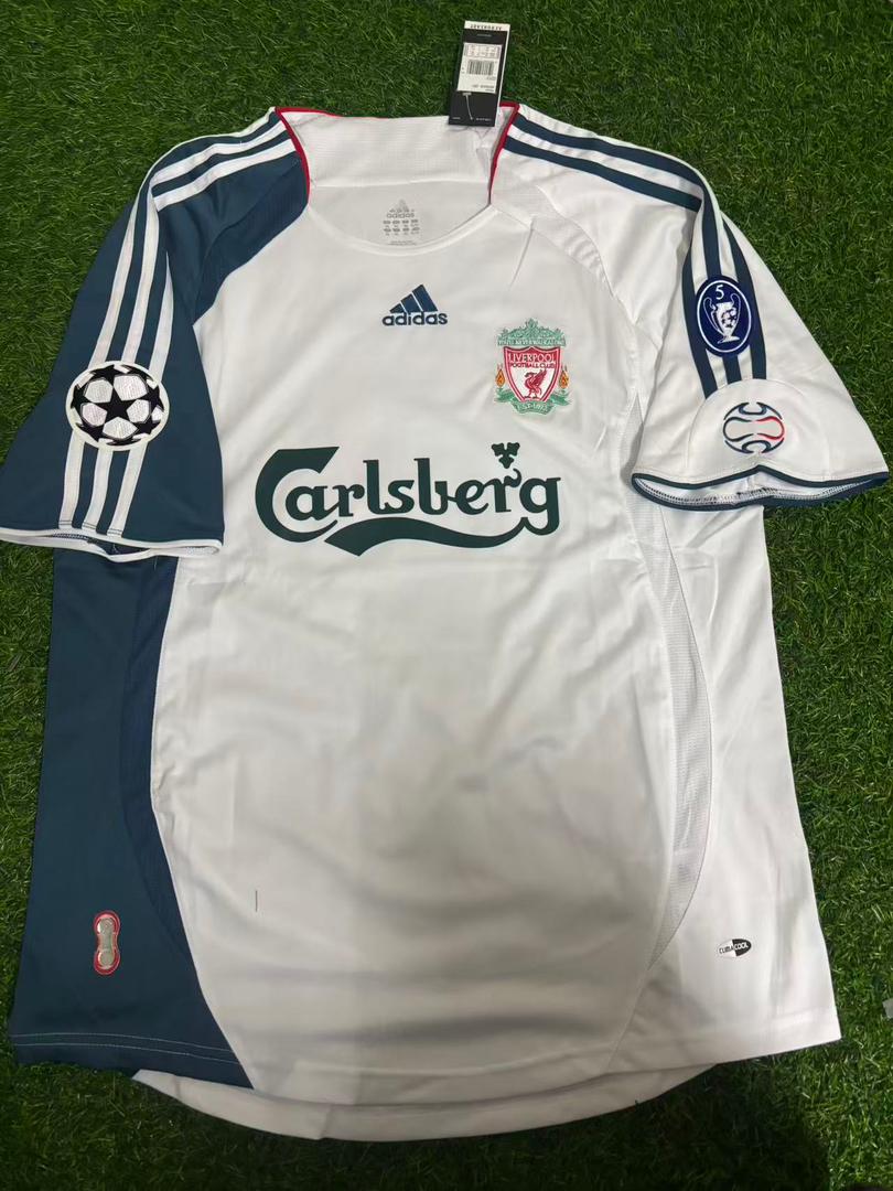 Harry Kewell Liverpool 2006 2007 White Retro Football Jersey