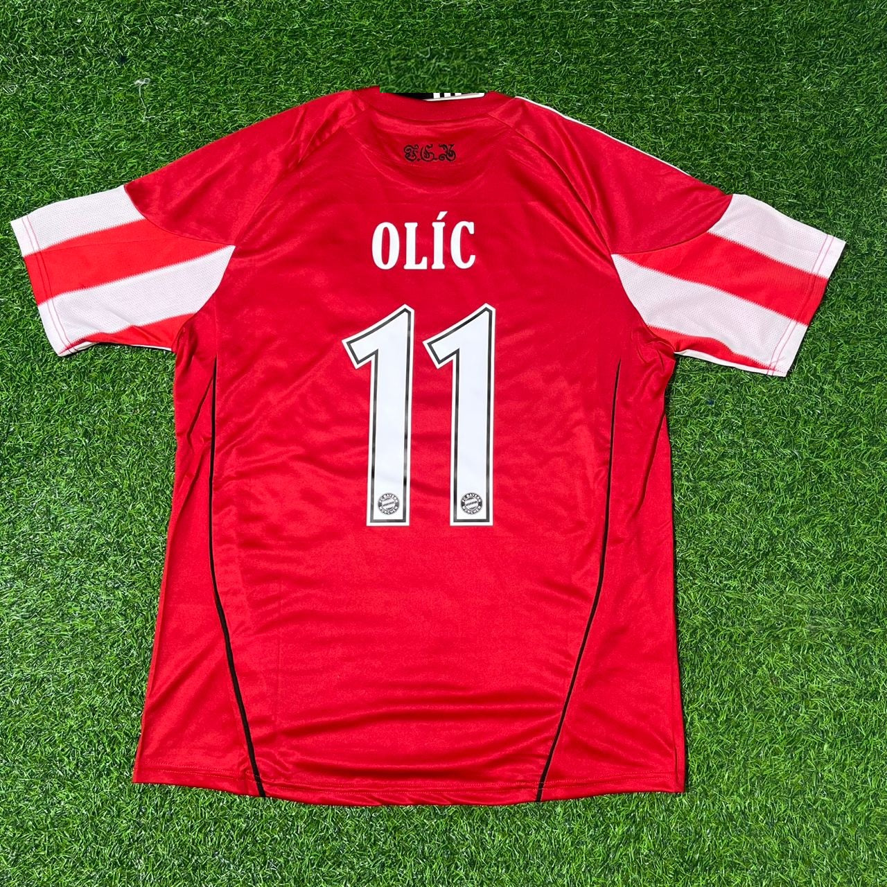 Ivica Olic Bayern Munich 2010/11 Home Football Jersey