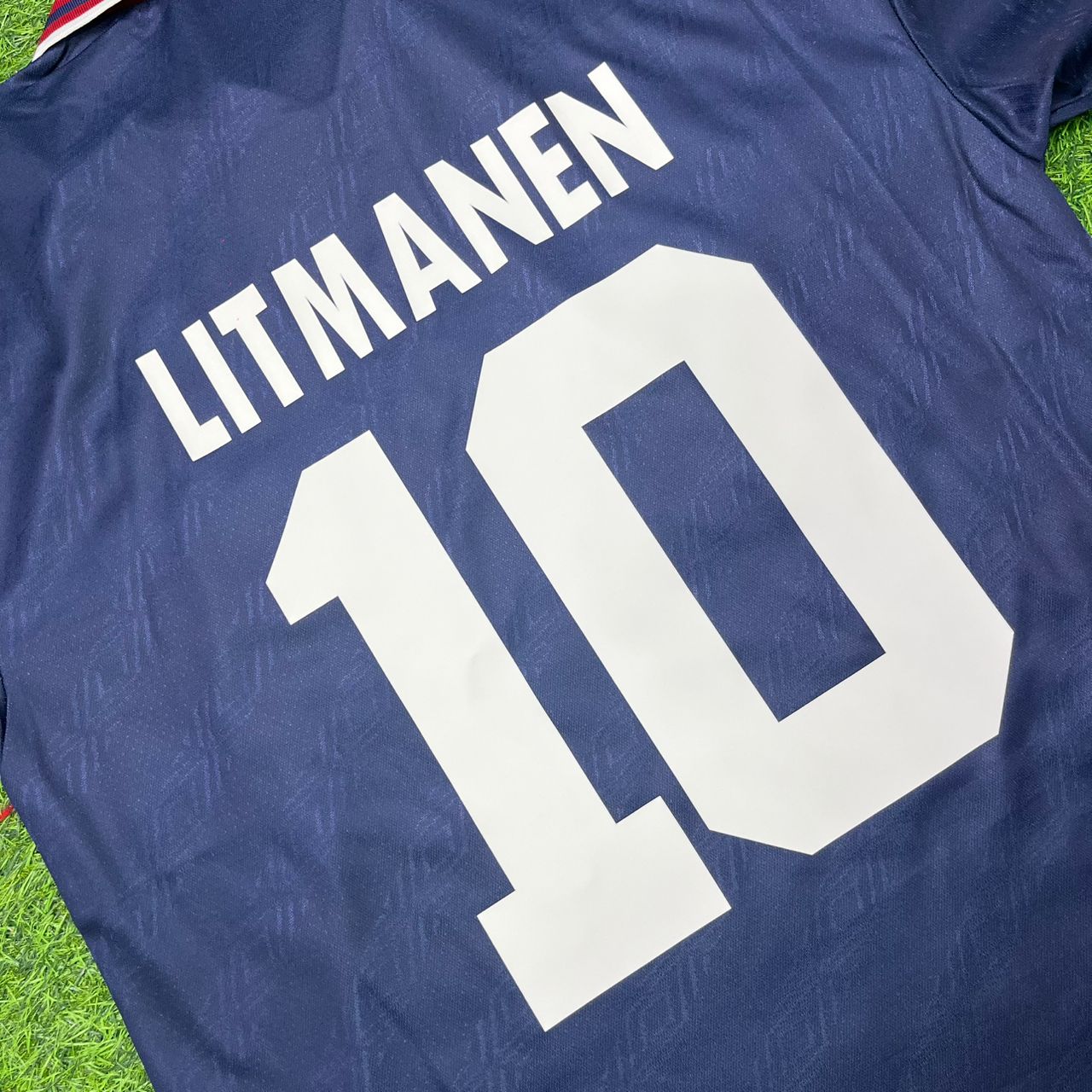 Jari Litmanen #10 Ajax 1994-1995 Away Retro Football Jersey Kit