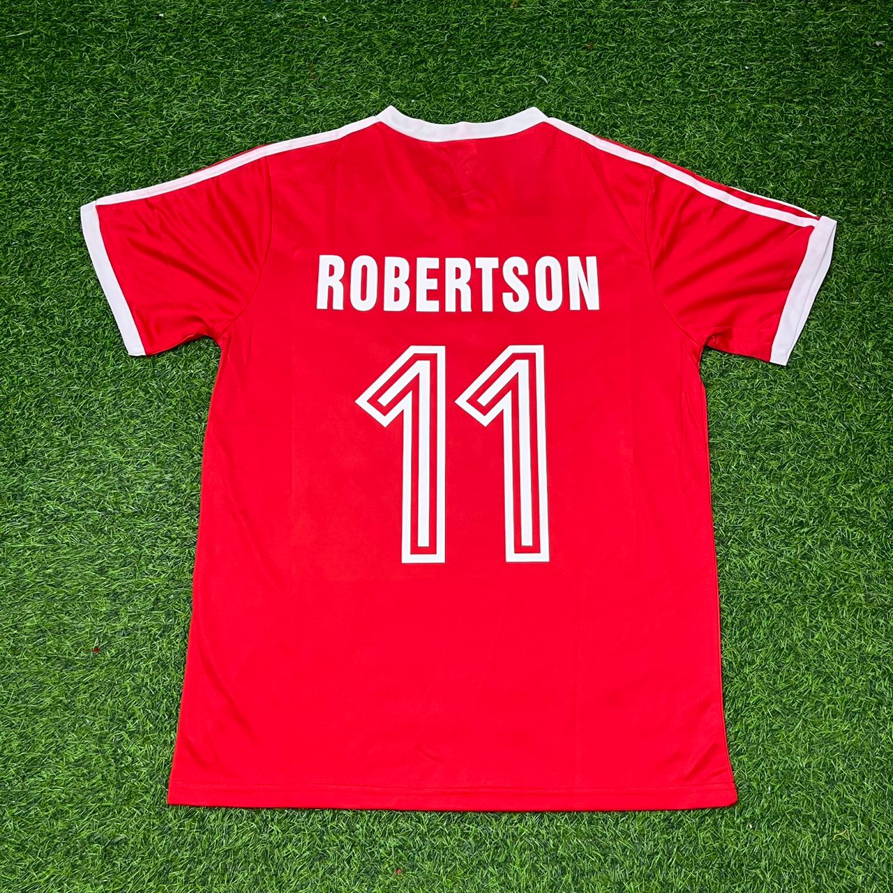 John Robertson Nottingham Forest 1979 Retro Football Jersey Kit